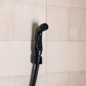 DUCHA HIGIENICA NEGRA PLASTICO EN BOLSA LH-3276