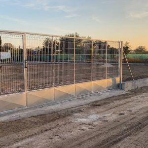 Puerta Corredera galvanizada 2,00 Metros alto