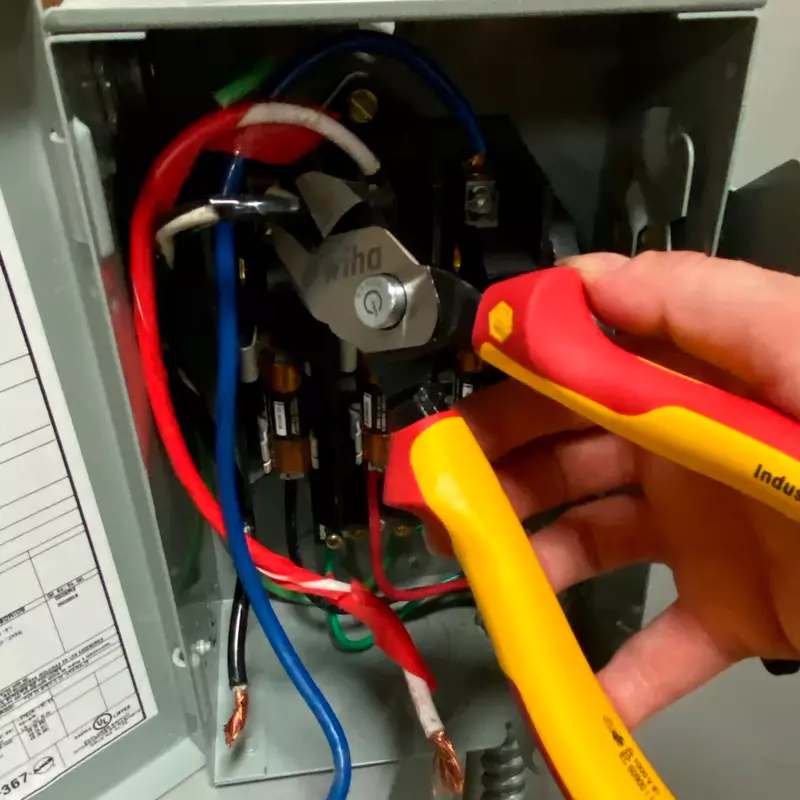 Alicate Corta Pernos BiCut Aislado 1000V - Imagen 2