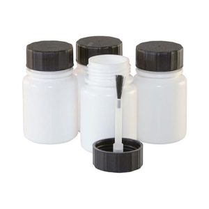 Frasco de 30 ml con pincel de retoque