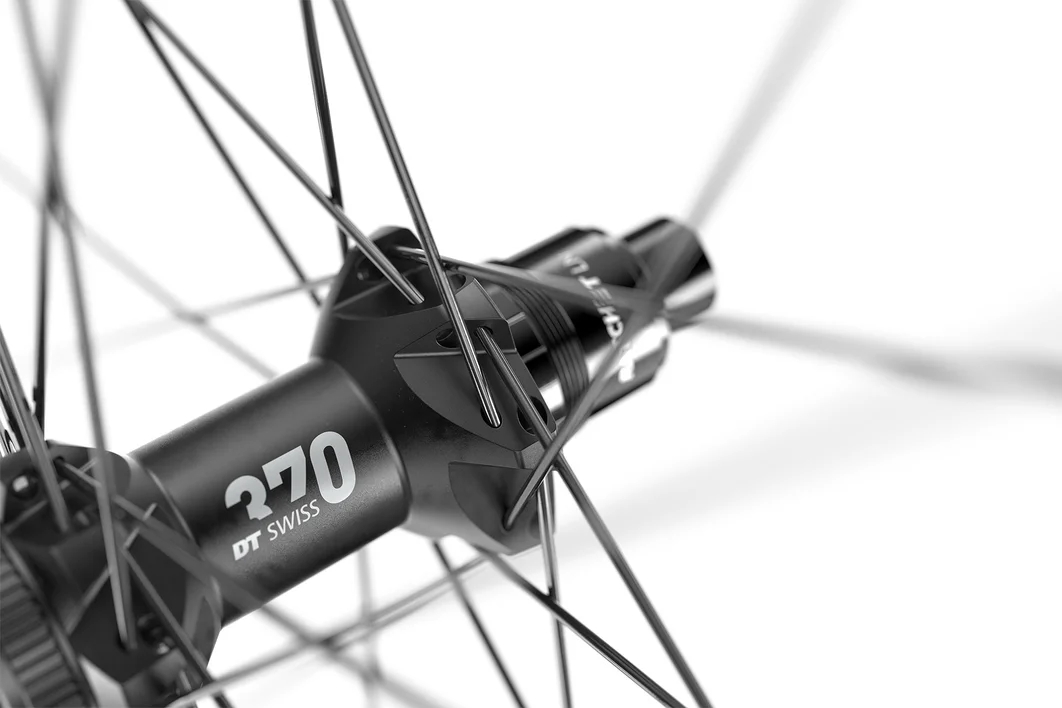 M 1900 29″ 30mm SPLINE RUEDAS MTB DT SWISS - Imagen 3