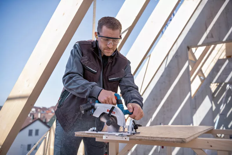 Sierra Circular Bosch GKS 18V-57-2 + Batería Pro Core 8ah + Cargador 1880 CV - Imagen 5